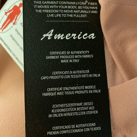 3 in 1 Build In Bra Underarmour Innerwear Thermal Underwear Shapewear - Picture 10 of 11